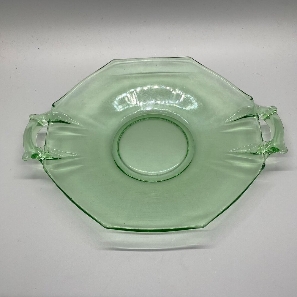 Heisey 2 Handle Green Depression Glass Octagon Moongleam Serving Plate